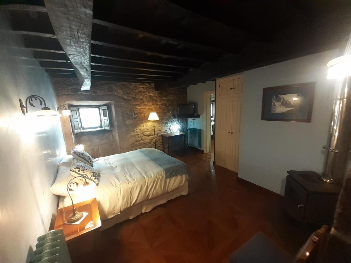 Villa La Casona De Barrio à Barrio  Extérieur photo